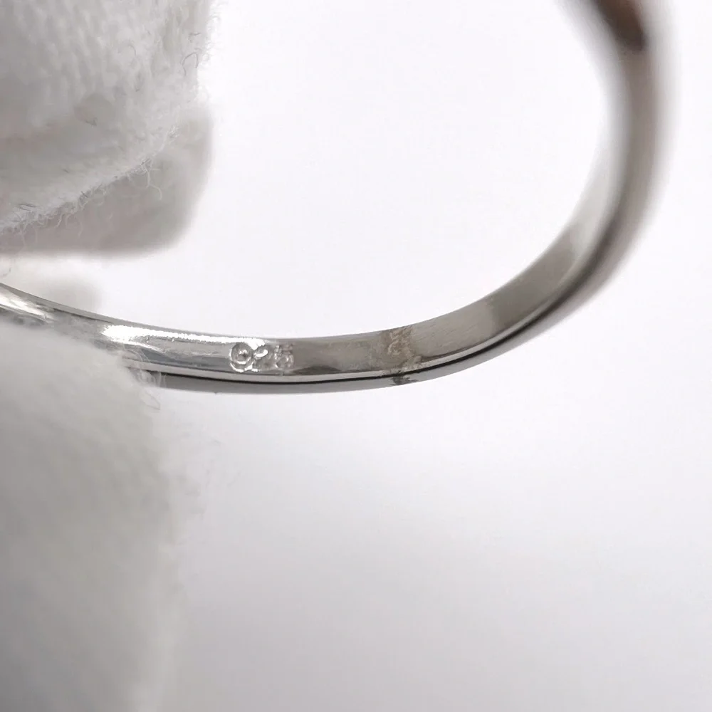 Sale $20 Firm! Sterling Silver Trillion Shape Tanzanite Cz and Clear Cz Ring - Picture 13 of 16